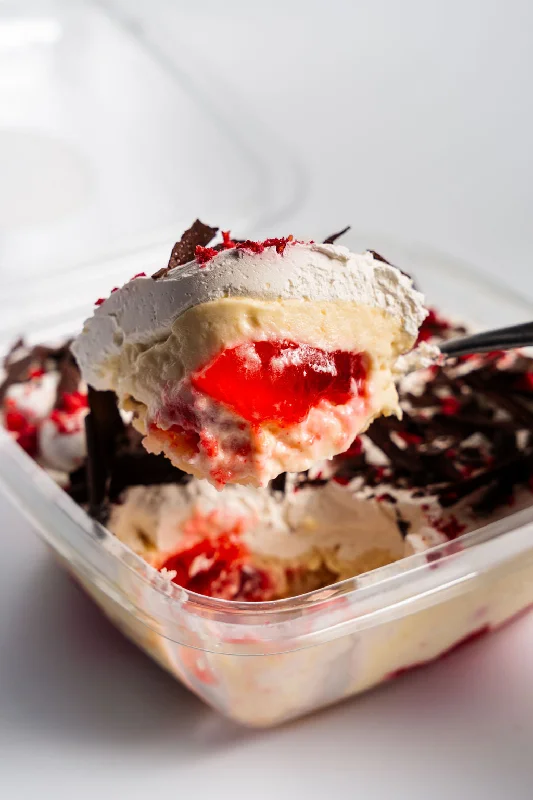 Gluten-Free Trifle family Size Dessert Tub